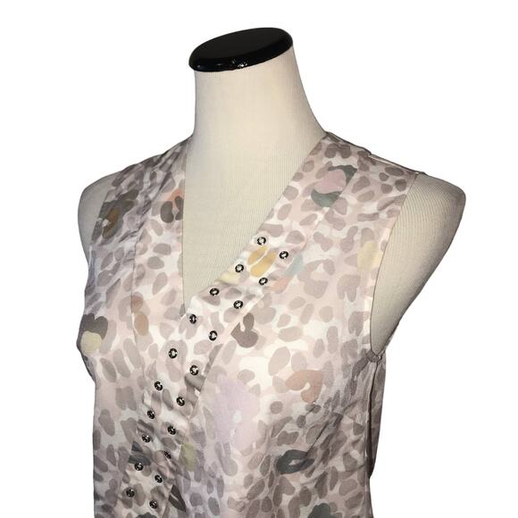 Ted Baker Alethe Eyelet Detail V Neck Sleeveless Tank - Picture 6 of 11